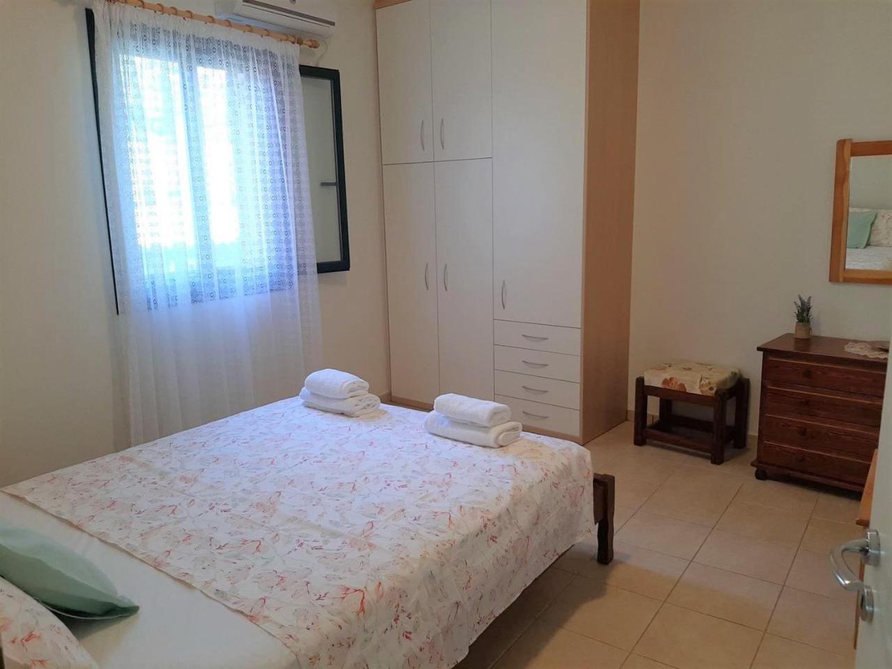 Giannos Apartments Agia Efimia Exterior photo