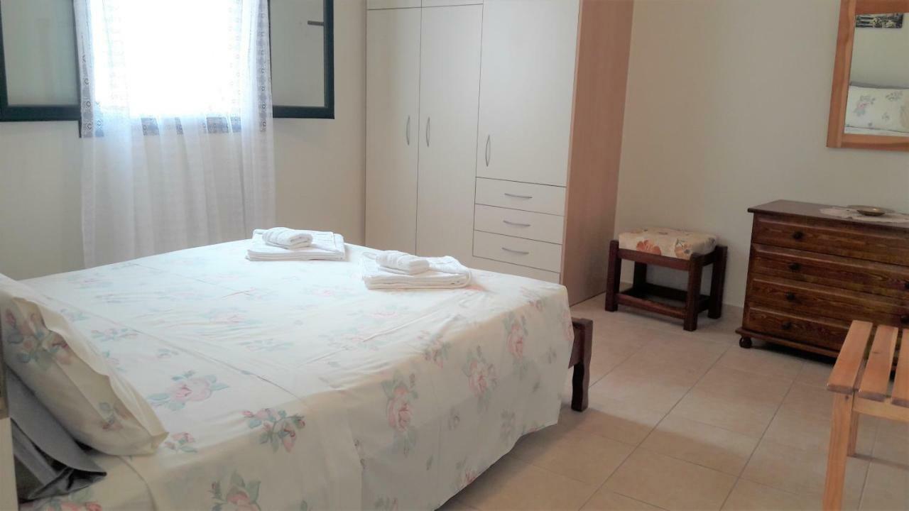 Giannos Apartments Agia Efimia Exterior photo
