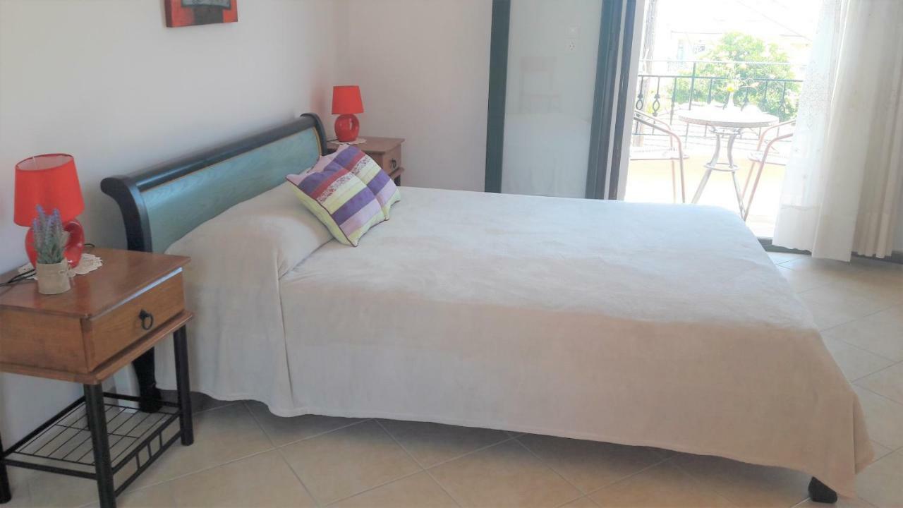 Giannos Apartments Agia Efimia Exterior photo